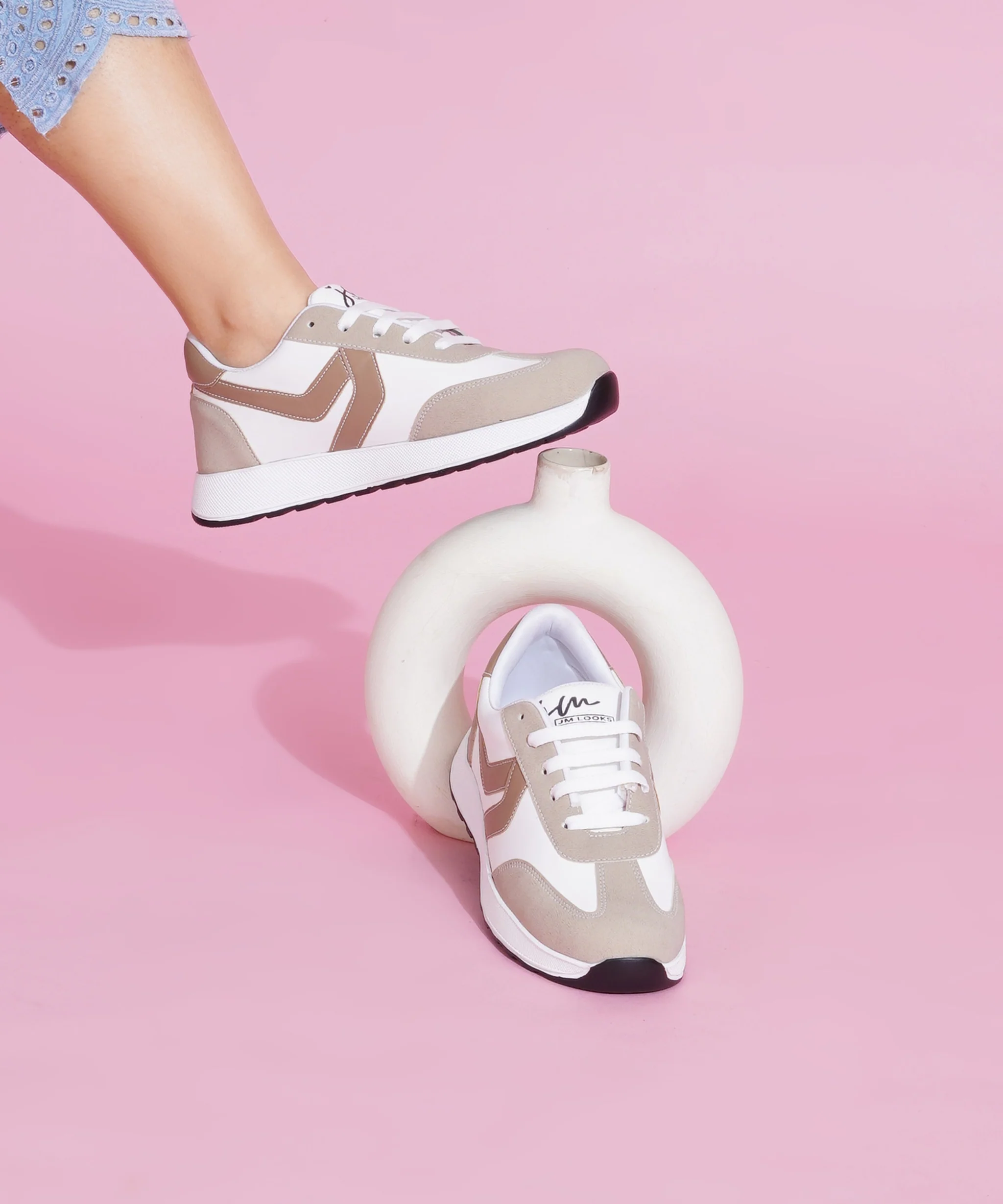 Women’s Casual Lace-Up Sneakers with Contrast Panels - Image 4