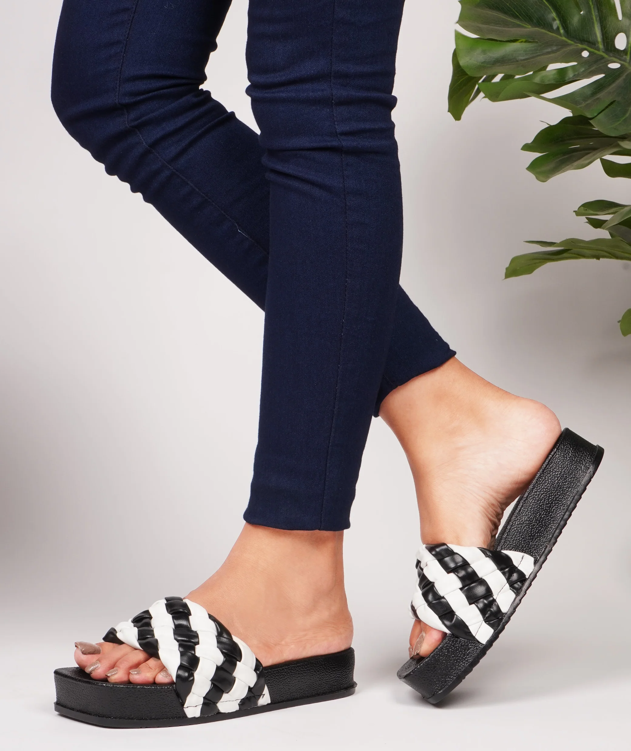 Woven Braided Platform Slides Padded Strap Casual Summer Wedge Sandals - Image 5